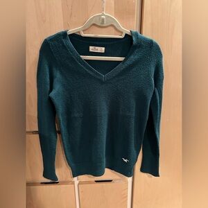 Holister Vintage Women’s Sweater SMALL